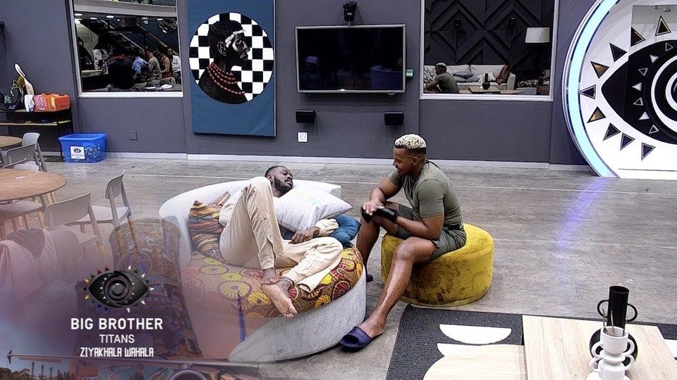 Day 15: Juicy Jay plays advocate  – BBTitans Image : 401